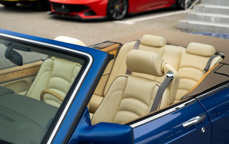 Bentley Azure II, 1997 год, 14 000 000 рублей, 23 фотография