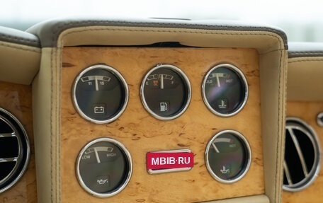 Bentley Azure II, 1997 год, 14 000 000 рублей, 33 фотография