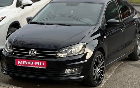 Volkswagen Polo VI (EU Market), 2015 год, 840 000 рублей, 3 фотография