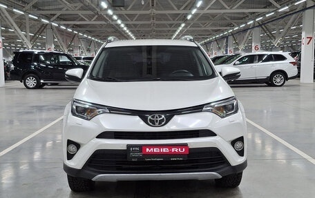 Toyota RAV4, 2017 год, 2 160 000 рублей, 2 фотография