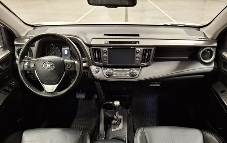 Toyota RAV4, 2017 год, 2 160 000 рублей, 17 фотография