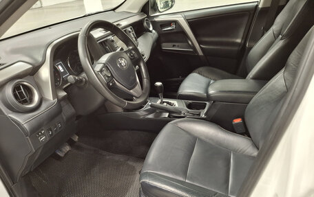 Toyota RAV4, 2017 год, 2 160 000 рублей, 20 фотография