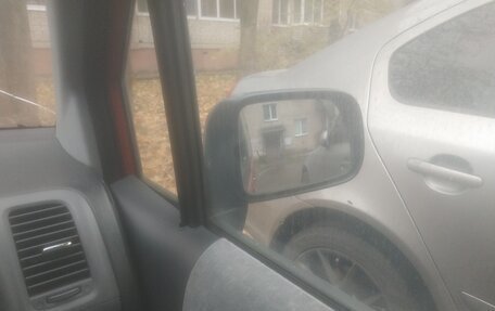 Honda Mobilio I, 2002 год, 345 000 рублей, 5 фотография