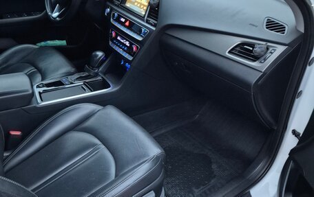 Hyundai Sonata VII, 2019 год, 1 899 999 рублей, 12 фотография