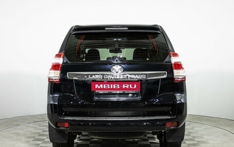 Toyota Land Cruiser Prado 150 рестайлинг 2, 2015 год, 2 689 898 рублей, 6 фотография