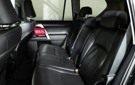 Toyota Land Cruiser Prado 150 рестайлинг 2, 2015 год, 2 689 898 рублей, 10 фотография