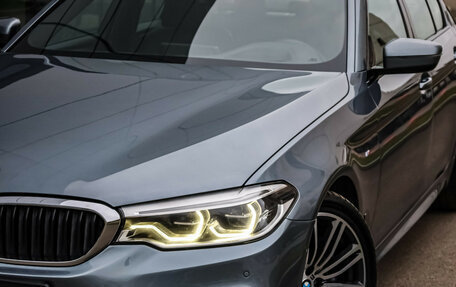 BMW 5 серия, 2018 год, 3 790 000 рублей, 2 фотография