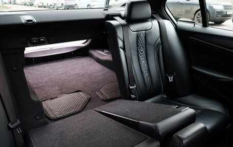 BMW 5 серия, 2018 год, 3 790 000 рублей, 27 фотография