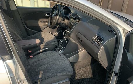 Volkswagen Polo VI (EU Market), 2012 год, 870 000 рублей, 9 фотография