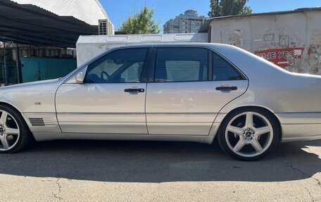 Mercedes-Benz S-Класс, 1997 год, 950 000 рублей, 1 фотография