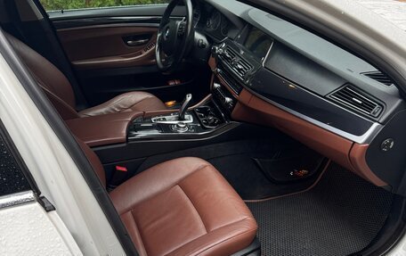 BMW 5 серия, 2013 год, 1 900 000 рублей, 9 фотография