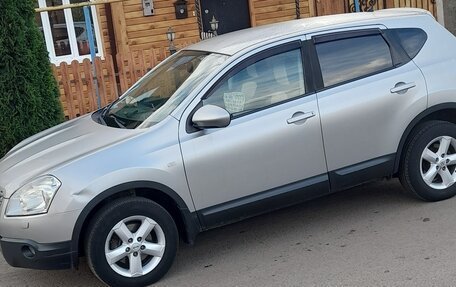 Nissan Qashqai, 2009 год, 740 000 рублей, 2 фотография