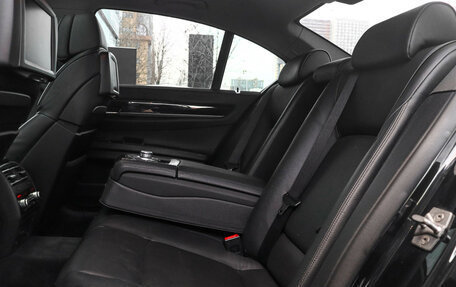 BMW 7 серия, 2011 год, 1 997 000 рублей, 11 фотография