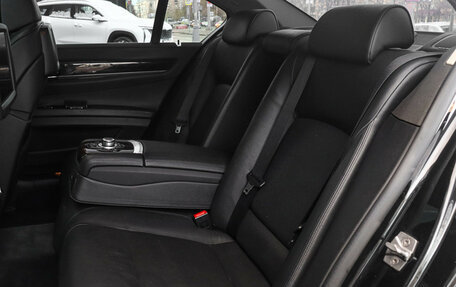 BMW 7 серия, 2011 год, 1 997 000 рублей, 12 фотография