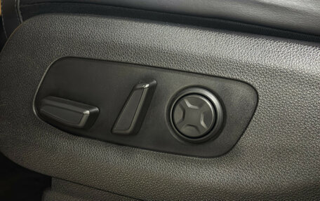 KIA Carnival, 2021 год, 3 990 000 рублей, 17 фотография