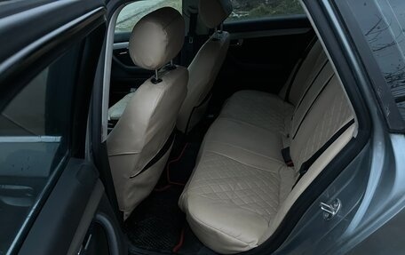 Audi A4, 2005 год, 700 000 рублей, 20 фотография