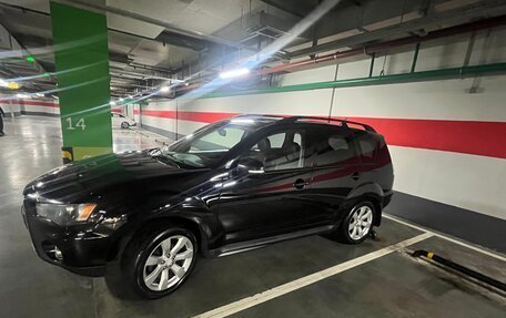 Mitsubishi Outlander III рестайлинг 3, 2012 год, 1 300 000 рублей, 17 фотография