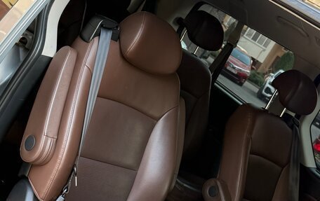 Hyundai Grand Starex Grand Starex I рестайлинг 2, 2019 год, 3 650 000 рублей, 4 фотография