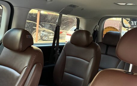 Hyundai Grand Starex Grand Starex I рестайлинг 2, 2019 год, 3 650 000 рублей, 12 фотография