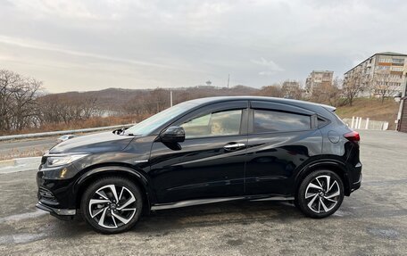 Honda Vezel, 2018 год, 1 950 000 рублей, 2 фотография