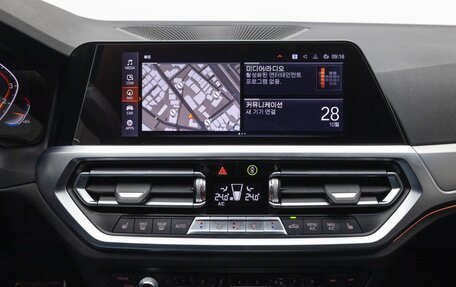 BMW 3 серия, 2021 год, 2 870 000 рублей, 15 фотография