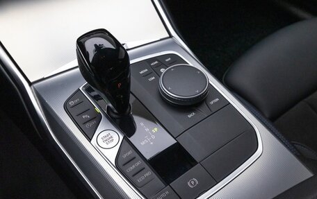 BMW 3 серия, 2021 год, 2 870 000 рублей, 11 фотография