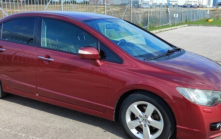Honda Civic VIII, 2010 год, 900 000 рублей, 3 фотография