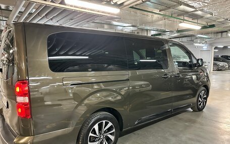Peugeot Traveller I, 2019 год, 2 650 000 рублей, 14 фотография