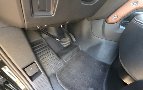 Land Rover Defender II, 2022 год, 5 000 000 рублей, 17 фотография