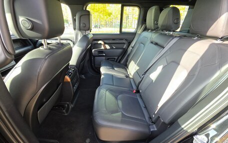 Land Rover Defender II, 2022 год, 5 000 000 рублей, 20 фотография