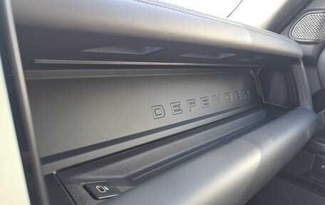 Land Rover Defender II, 2022 год, 5 000 000 рублей, 25 фотография