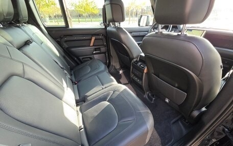 Land Rover Defender II, 2022 год, 5 000 000 рублей, 19 фотография