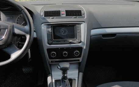 Skoda Octavia, 2012 год, 800 000 рублей, 10 фотография