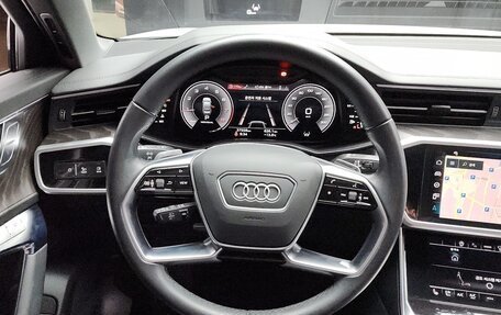 Audi A6, 2022 год, 4 100 000 рублей, 14 фотография