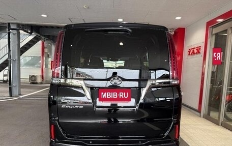 Toyota Esquire I, 2021 год, 2 380 005 рублей, 2 фотография