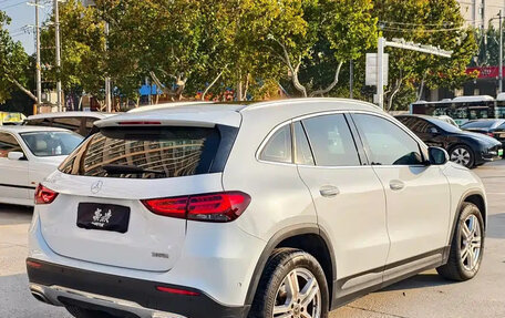 Mercedes-Benz GLA, 2021 год, 1 900 000 рублей, 4 фотография