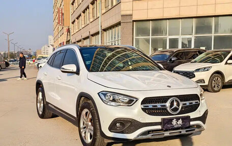 Mercedes-Benz GLA, 2021 год, 1 900 000 рублей, 3 фотография