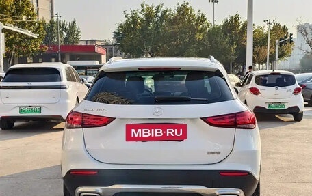 Mercedes-Benz GLA, 2021 год, 1 900 000 рублей, 5 фотография