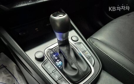 Hyundai Kona I, 2022 год, 1 360 000 рублей, 13 фотография