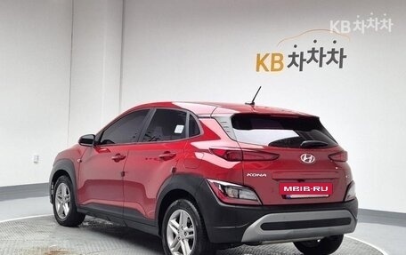 Hyundai Kona I, 2022 год, 1 360 000 рублей, 4 фотография