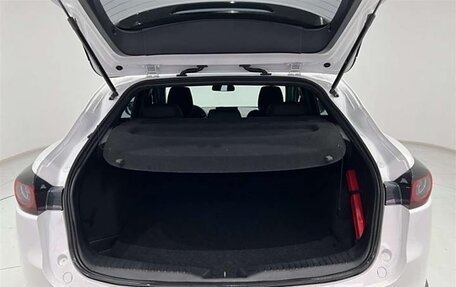 Mazda CX-4, 2021 год, 1 760 000 рублей, 9 фотография