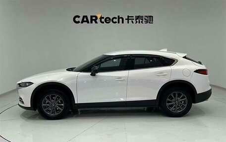 Mazda CX-4, 2021 год, 1 760 000 рублей, 2 фотография