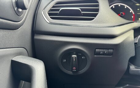 Volkswagen Polo VI (EU Market), 2021 год, 1 750 000 рублей, 15 фотография