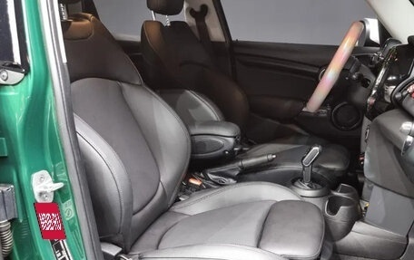 MINI Clubman, 2021 год, 1 633 030 рублей, 9 фотография