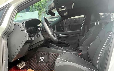 Volkswagen Golf VIII, 2022 год, 2 277 000 рублей, 5 фотография