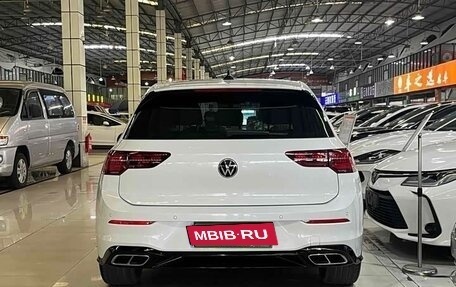 Volkswagen Golf VIII, 2022 год, 2 277 000 рублей, 4 фотография