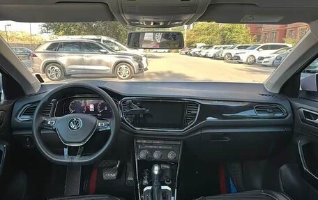 Volkswagen T-Roc I, 2022 год, 1 430 000 рублей, 8 фотография