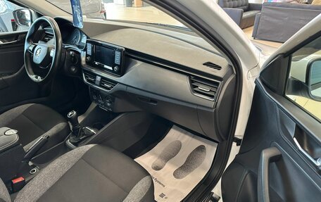 Skoda Rapid I, 2020 год, 1 099 999 рублей, 12 фотография