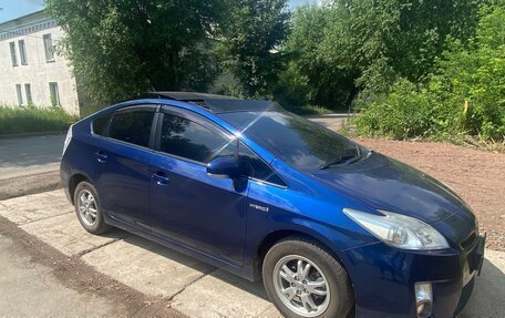 Toyota Prius, 2010 год, 980 000 рублей, 5 фотография