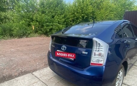 Toyota Prius, 2010 год, 980 000 рублей, 4 фотография